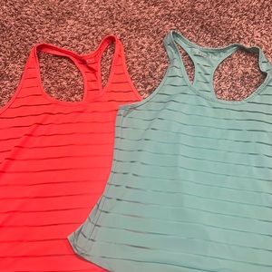 Set of two ZYIA Havana tanks size medium